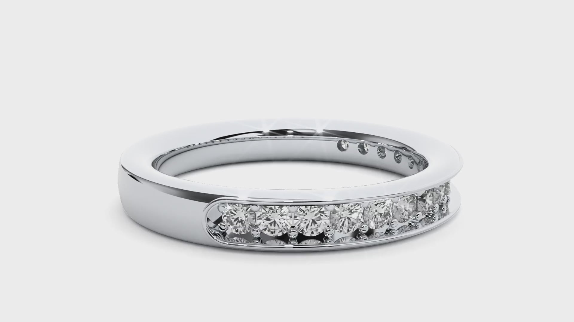 0.41 Carat HI Color VS1 Clarity Diamond Studded Natural Diamond Ring.